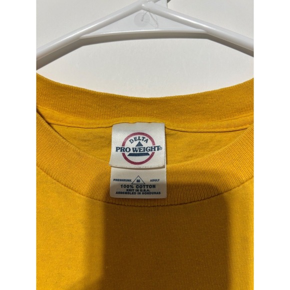 Delta Pro Weight Men Size M Short Sleeve Yellow Iowa Hawkeyes Shirt Piling Hole - Picture 2 of 7